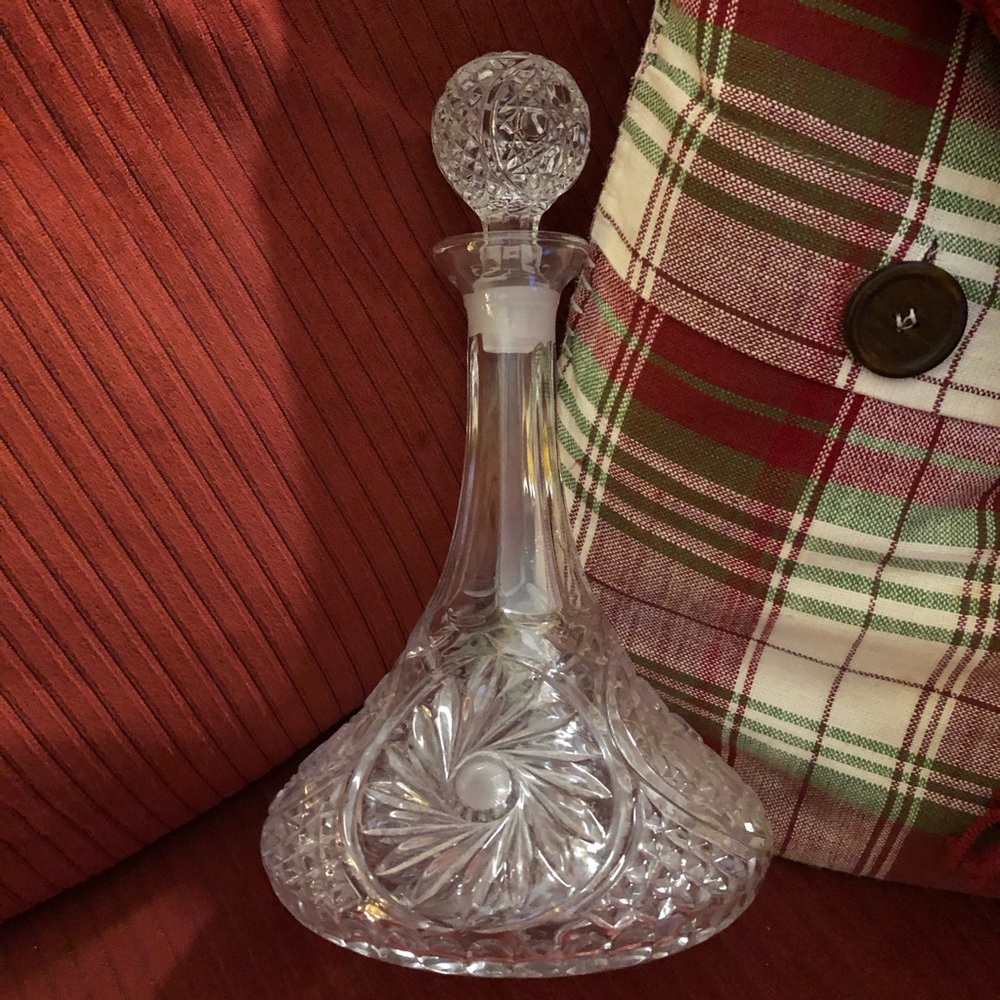 Ship’s Captain Decanter with Original Stopper Vintage Clear Crystal Cut Glass